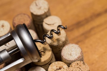 caviste en ligne, cave a vins, cave a vins en ligne, cave a vins vence, cave a vins nice, blog vins, vins du monde en ligne, vins français en ligne, spiritueux achat en linge, achats vins en ligne